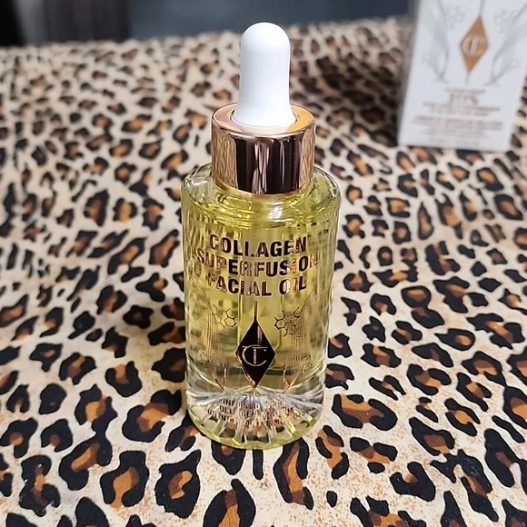 NIB Charlotte Tilbury Collagen Superfusion Facial Oil